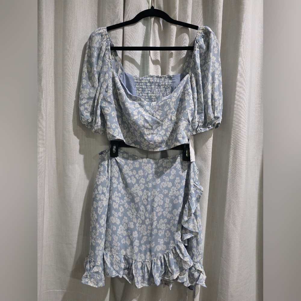NWT Reformation Sinead Floral Blue Crop Top Skirt Two Piece Set 12 - Picture 2 of 4